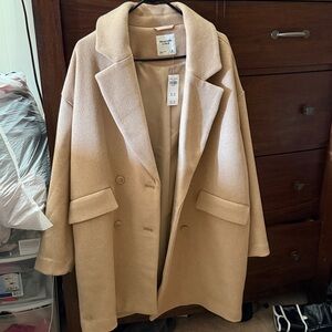 Abercrombie women’s Wool blend Top Coat size medium